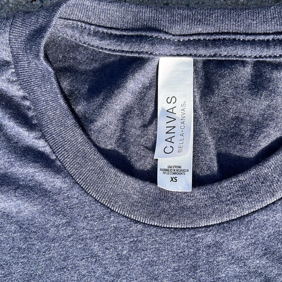 VOTE  Graphic T-Shirt XS blue Heather - Picture 4 of 5